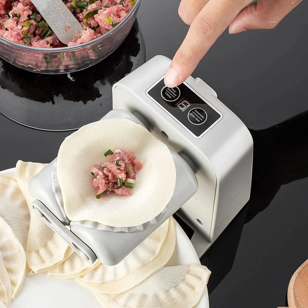 Interface de contrôle tactile de l'appareil à raviolis montrant les réglages de vitesse 6 secondes et 9 secondes