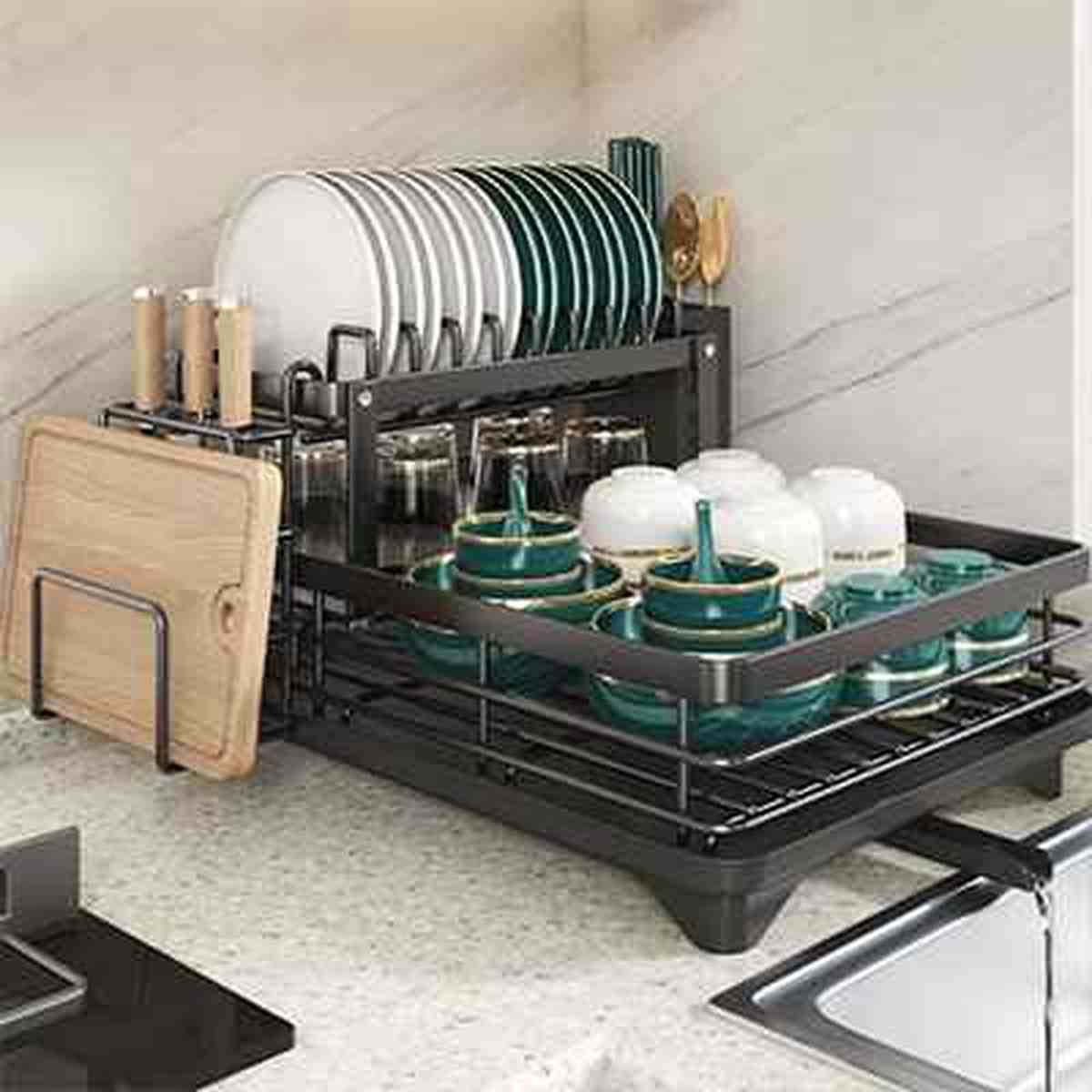 Égouttoir à vaisselle noir moderne Compact Kitchen avec système de drainage et support à couverts.